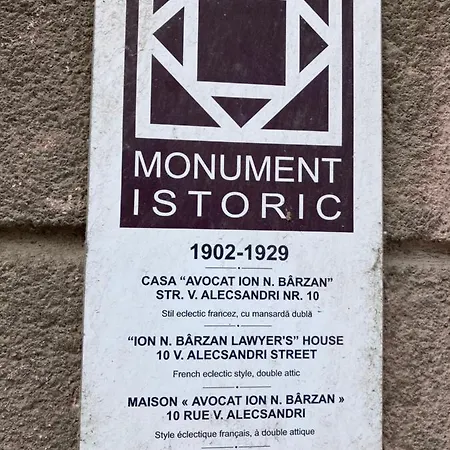 Rustic 2 Next To Constança